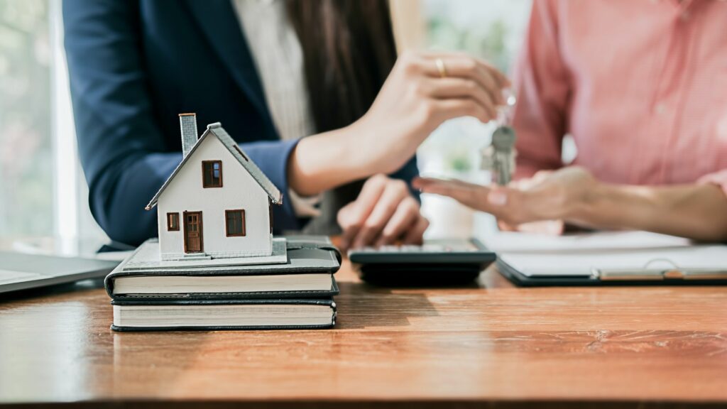 Which Homeowners Insurance Offers The Best Coverage And Rates?